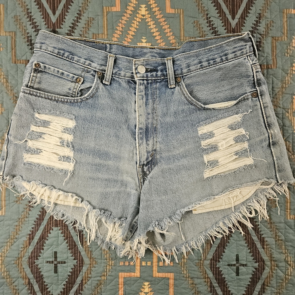 Levis 550